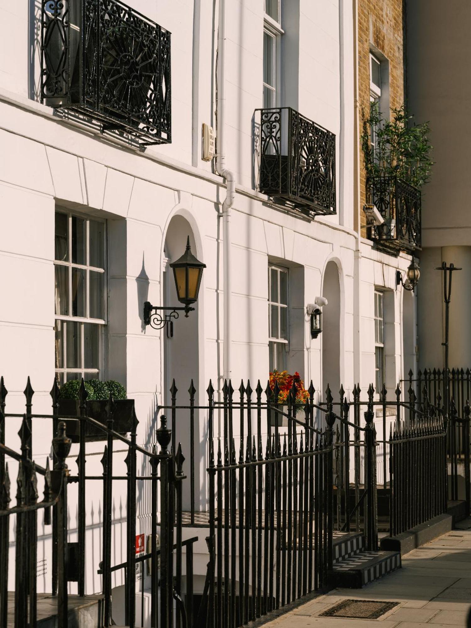Sonder Chelsea Green Лондон Экстерьер фото
